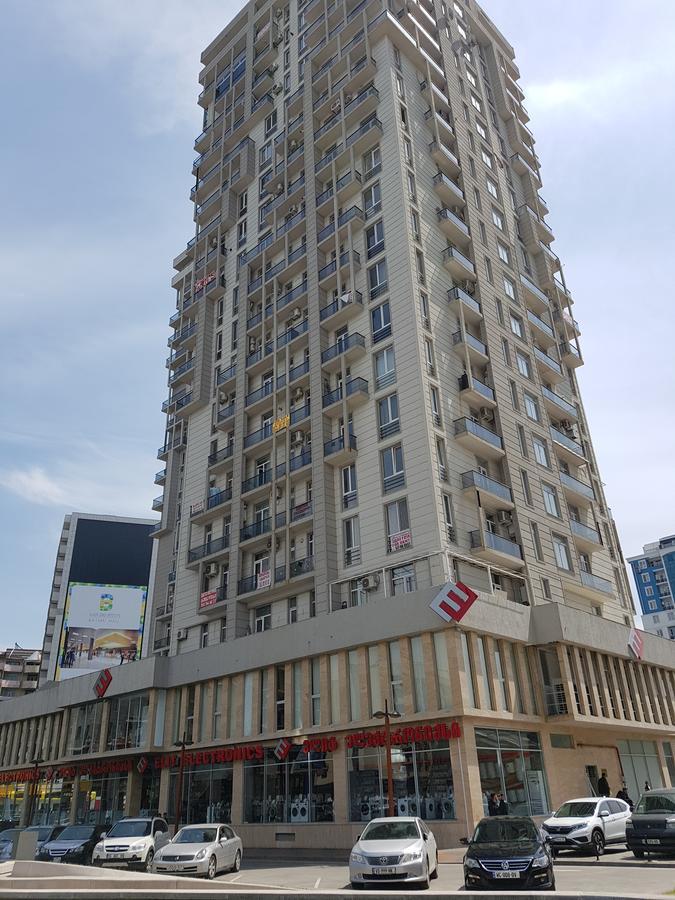 5 Rooms 巴统 外观 照片